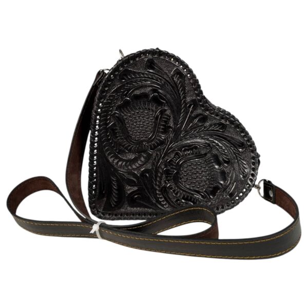 Bolso Corazón Cincelado Mediano Negro
